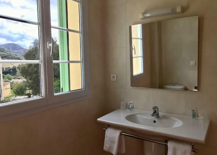 Du Vignoble 3* Патримонио