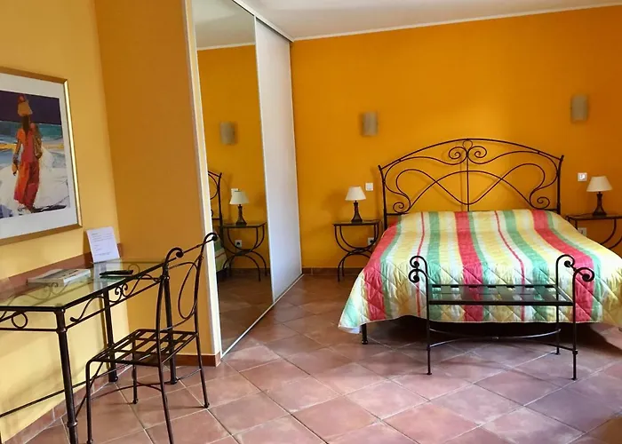 Du Vignoble Hotel 3*